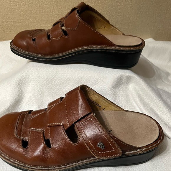 Finn Comfort Java Kumfs Clogs - Picture 3 of 13